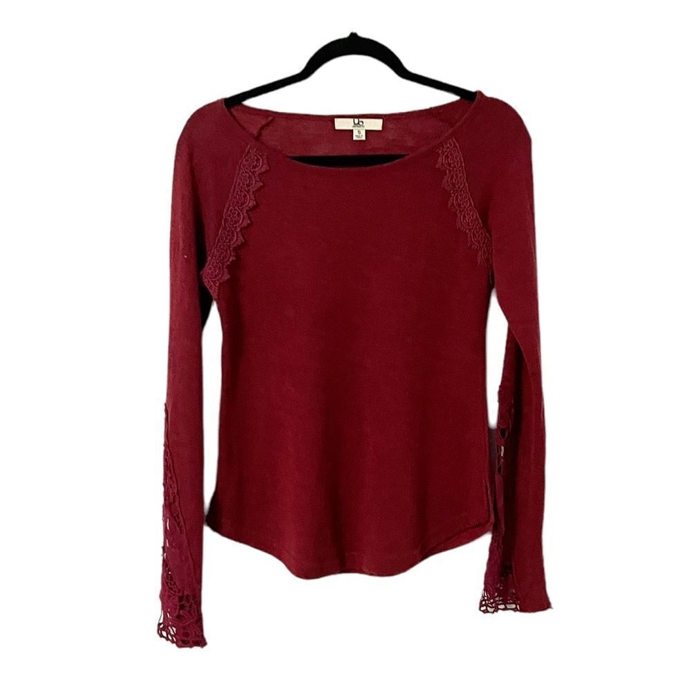 Ya Los Angeles Red Lightweight Knit Lace Accent Long Sleeve Size S